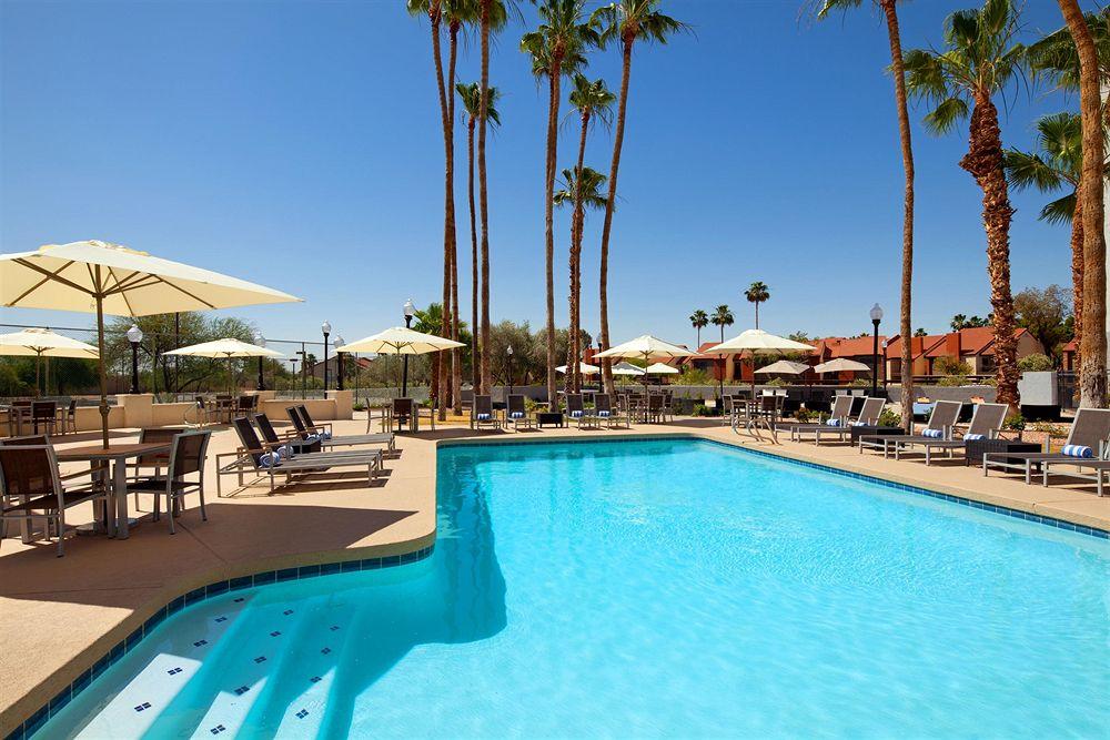Four Points By Sheraton Phoenix South Mountain Екстериор снимка