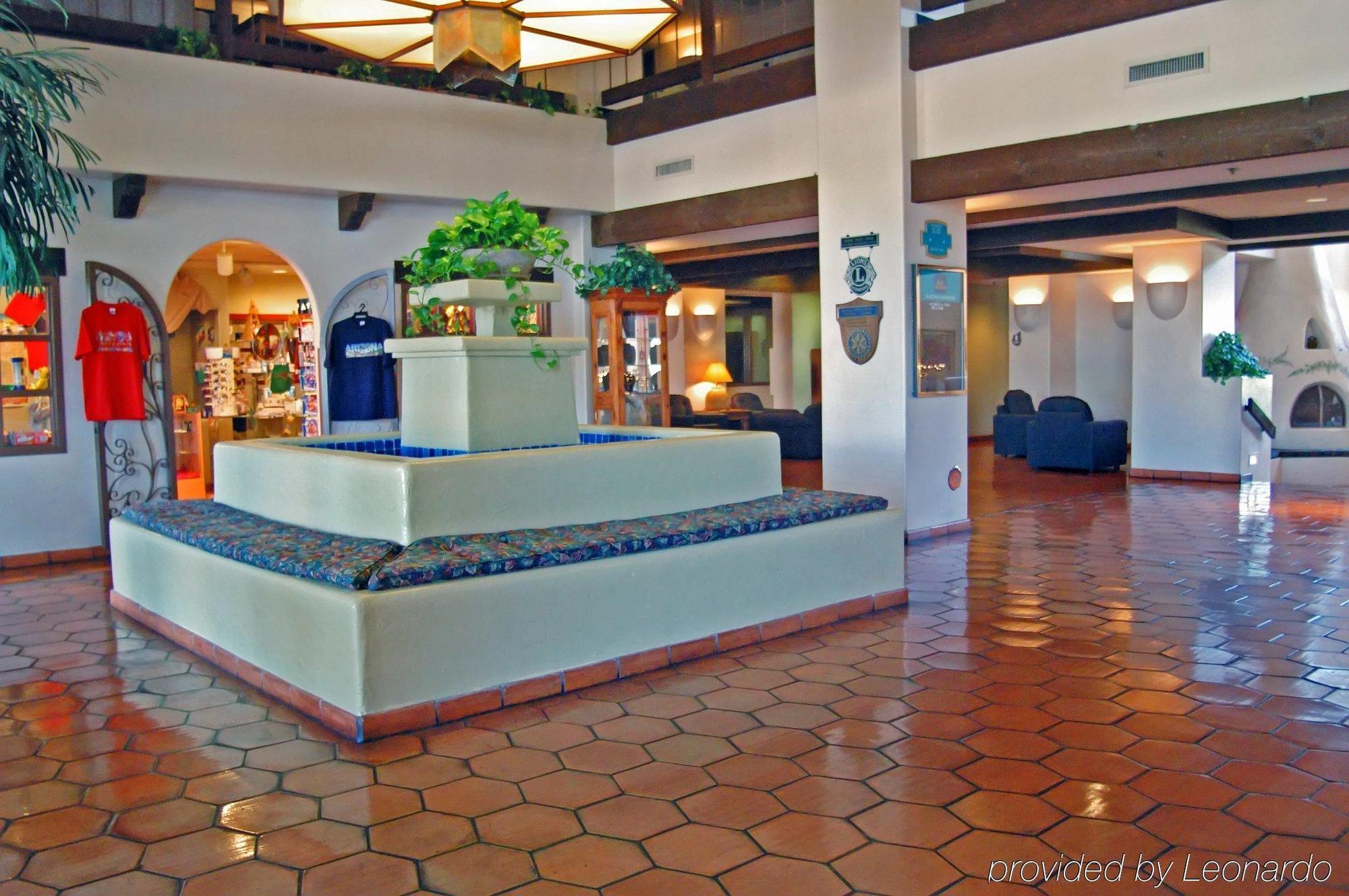 Four Points By Sheraton Phoenix South Mountain Екстериор снимка